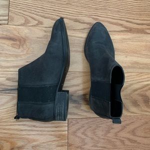 Nine West Women’s Chelsea Ankle Booties Size 7.5